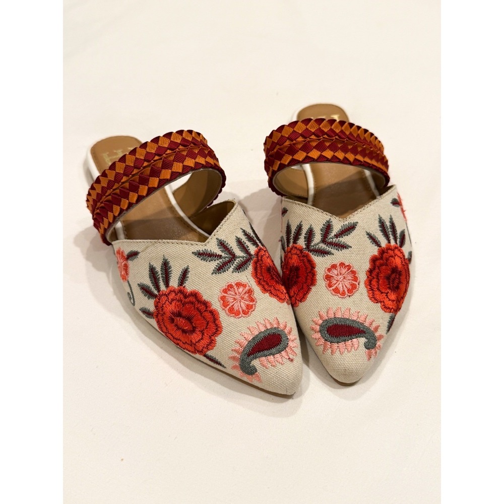 Haute Hippie Floral Embroidered Pointed Toe Mules Slides Women's 8 Boho Cottage - Picture 4 of 8